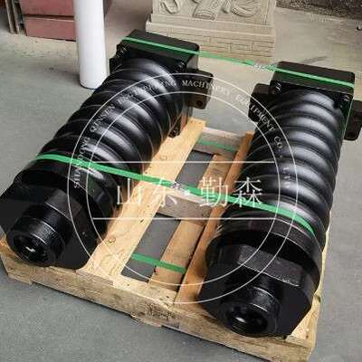 推土机配件   各种型号齐全  D70 涨紧油缸  144-30-14110