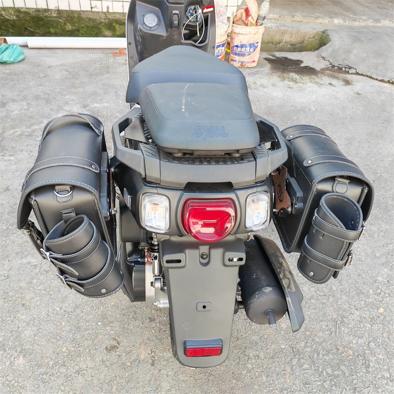 适用于三阳4MICA小蚂蚁150复古边包C配件挂包 XS150T-13改装尾箱