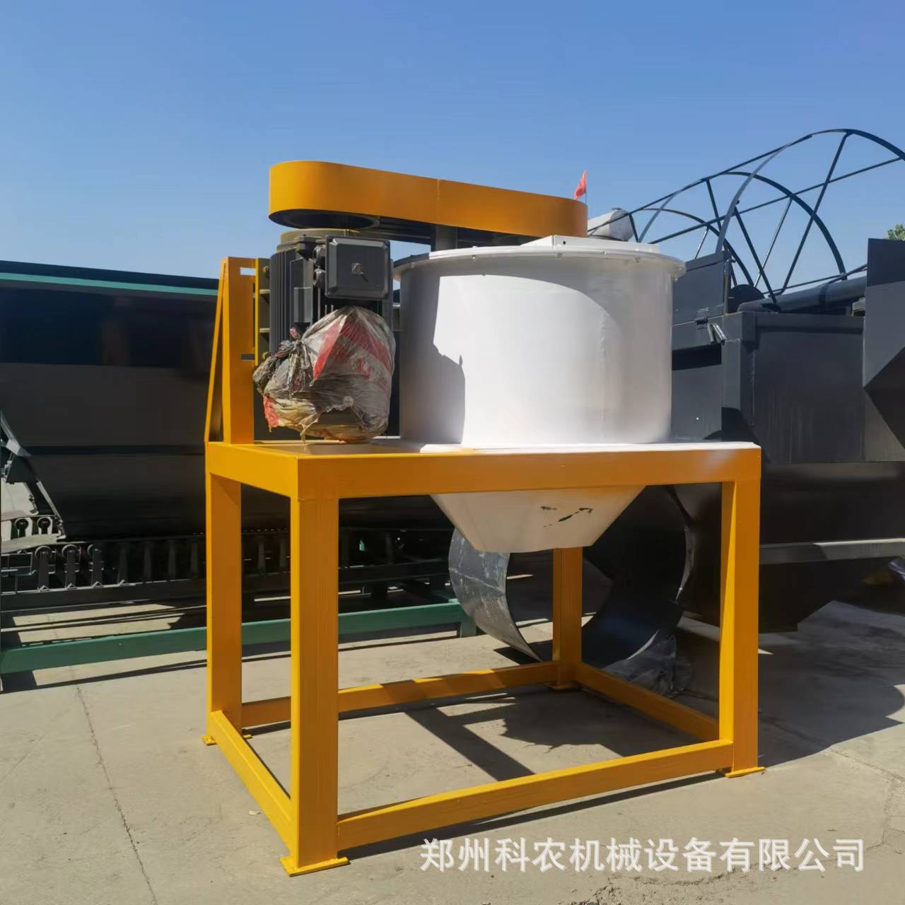 新型80型立式链式粉碎机 立半湿物料机家禽有机肥机设备肥料加工