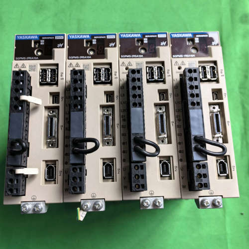 议价450W伺服驱动器 SGPMS-2R5A10A，实物图拍