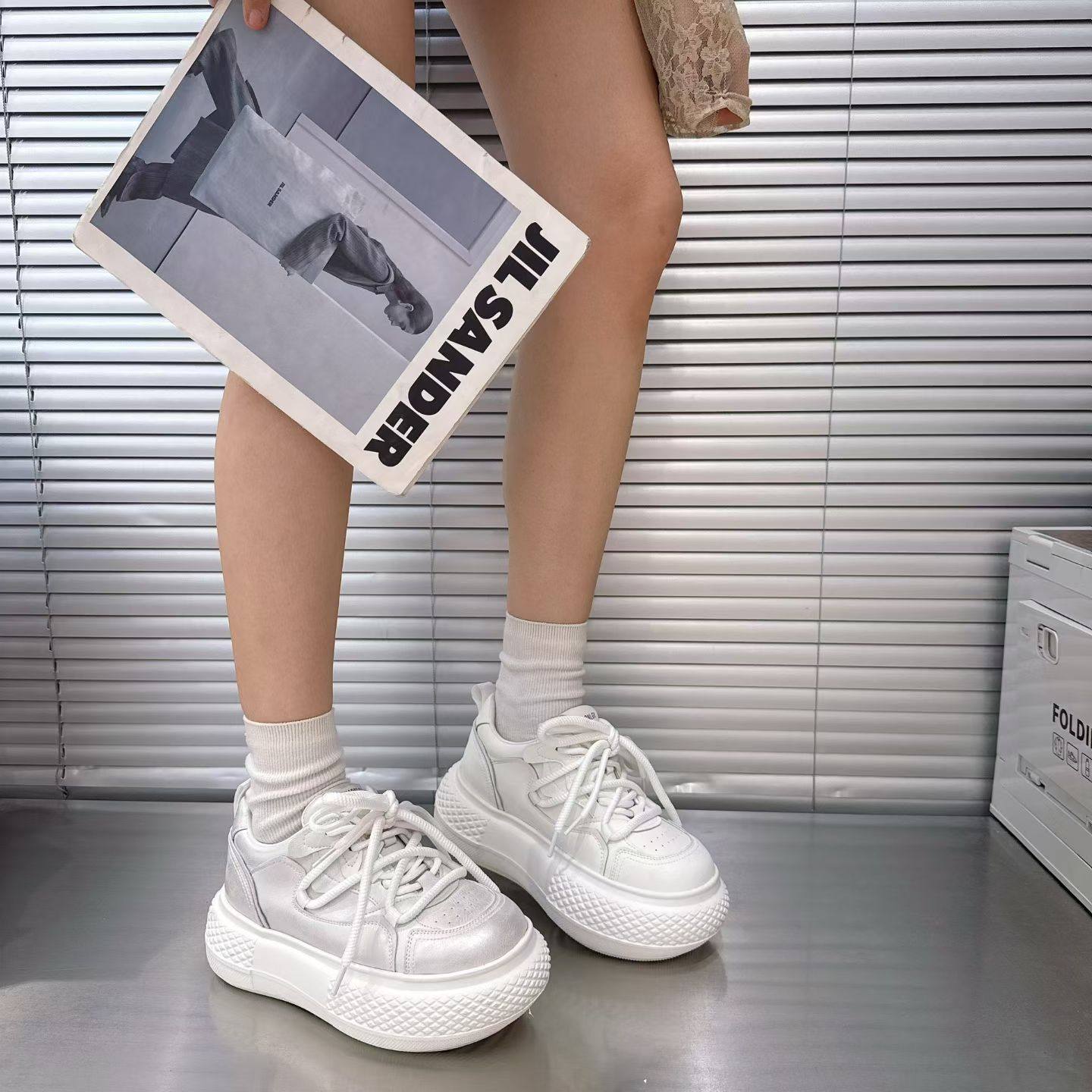 青春营2026春季新款松糕厚底大头面包鞋女擦色做旧真皮运动休闲鞋