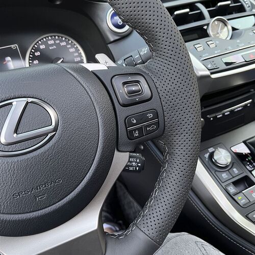 适用于雷克萨斯NX300 ES250 RX IS200 GS CT手缝真皮方.向盘套全