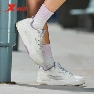 轻便小白鞋 特步板鞋 街头休闲运动鞋 新款 975218310020 女2025夏季