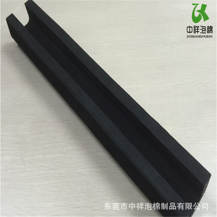 大型球场屏防撞条泡棉 线切割异形柱子车库防护泡棉条厂家批发