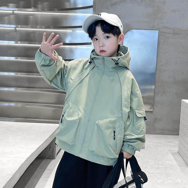 男童外套春秋款2025新款洋气中大儿童春装风衣薄款冲锋衣秋冬上衣