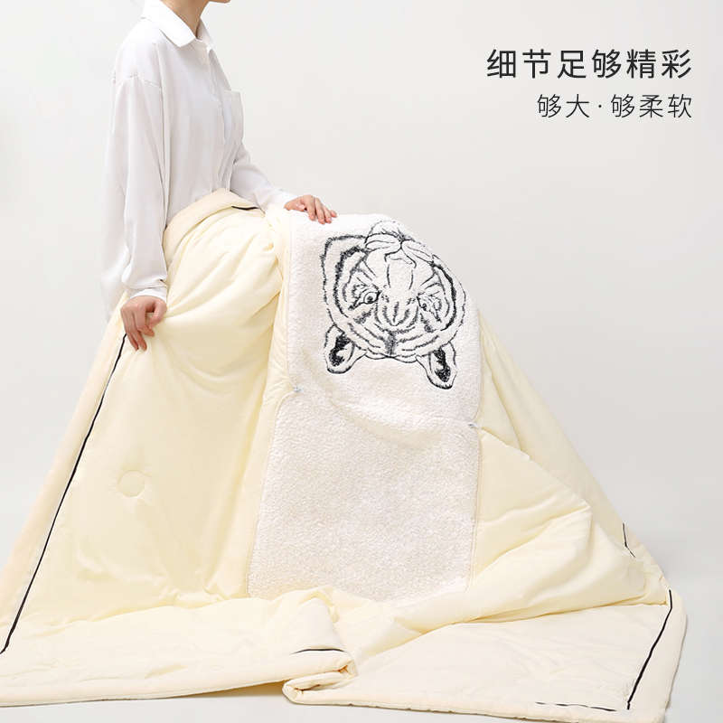 汽车载老虎抱枕两用枕头被子男生A车上靠背折叠午休毯子二合一四