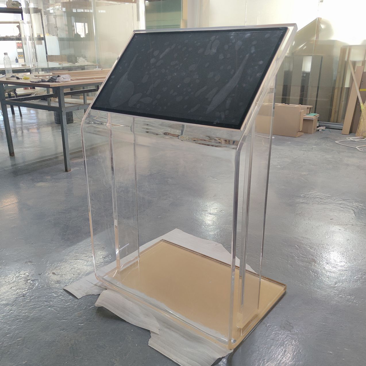 厂家直销力透明展示台博物馆展台宣传立牌有机玻璃热弯显示器展架