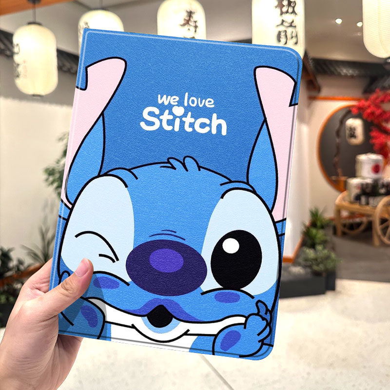 内壳软硅胶材质，四角防摔