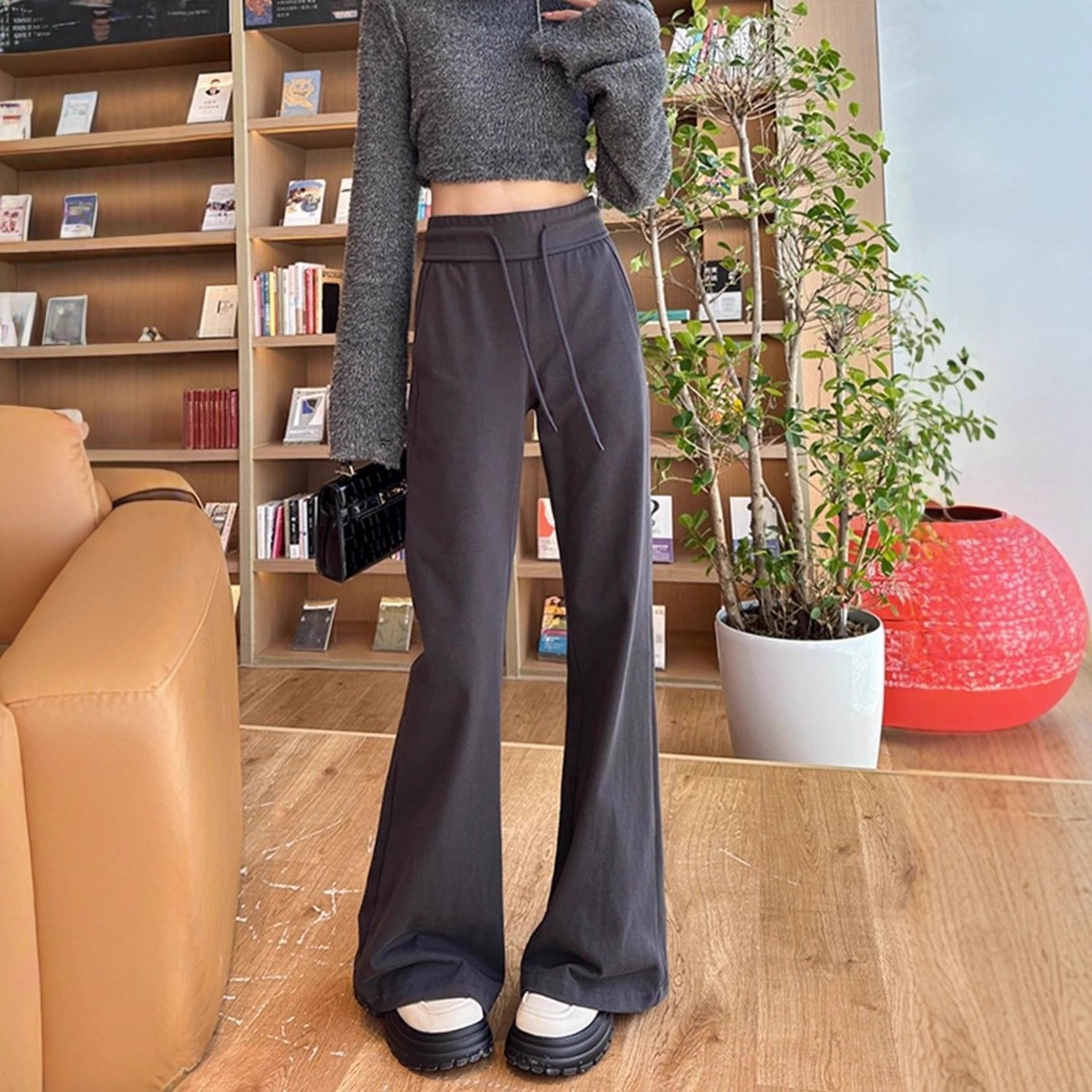 SC灰色美式喇叭裤女秋冬