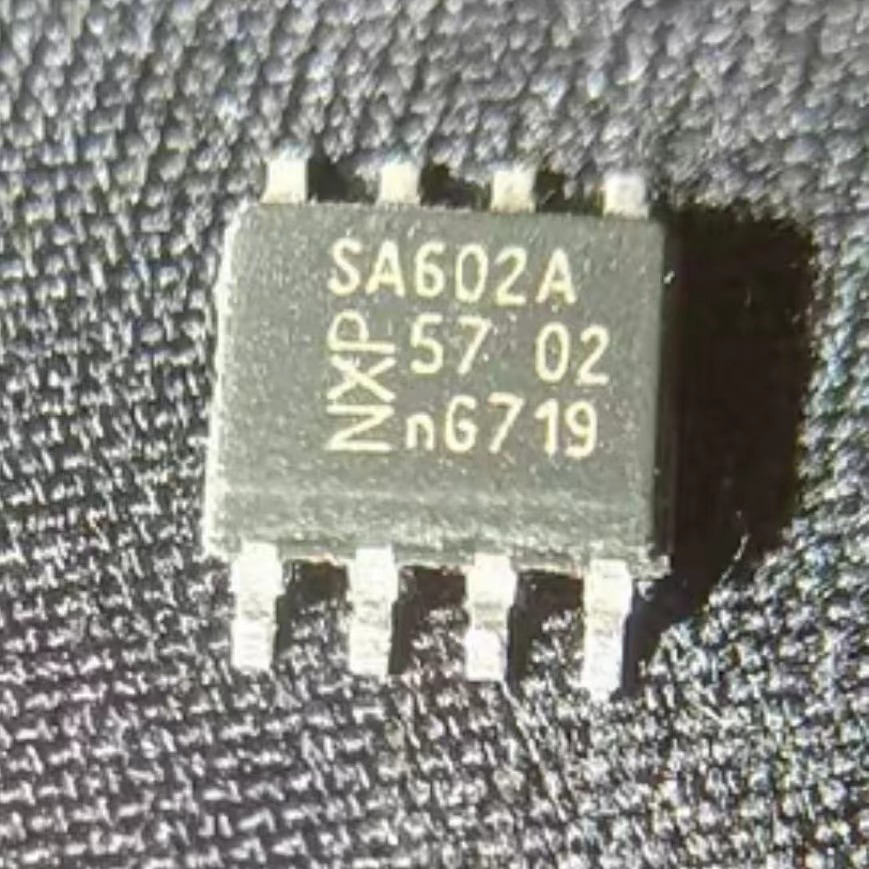 SA602A 封装SOP8 双平衡混频器振荡器芯片