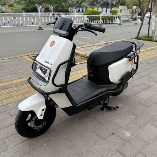 适用雅迪新款G26-H/rG26-M加粗加厚保护杠货架保险杆防摔改装配件