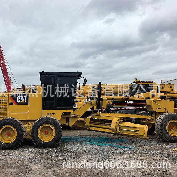 外贸出口used grader卡特CAT140K140H徐工GR180 2 15山工919平地