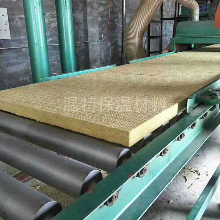 保温岩棉板A级防火岩棉板工程用外墙隔热憎水管道保温岩棉卷毡