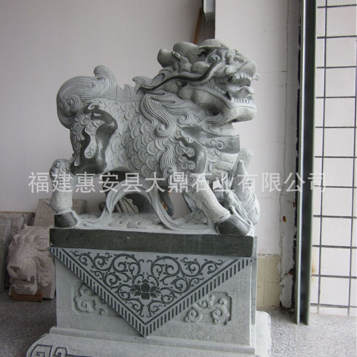石雕麒麟小厂家批发石麒麟动物雕塑酒店门口石麒麟摆件户外石麒麟