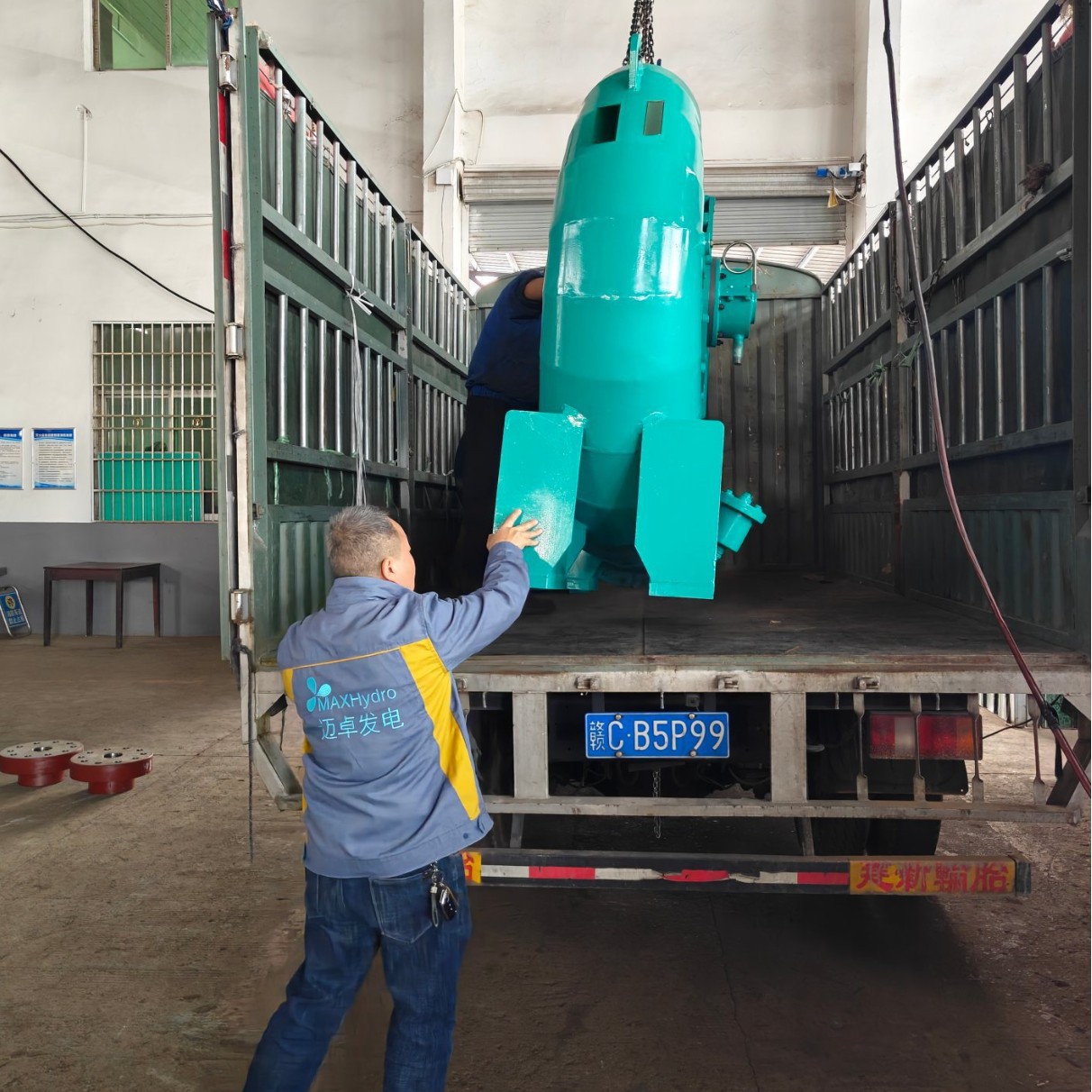 1280KW混流式水轮机交付用于水电站发电设备