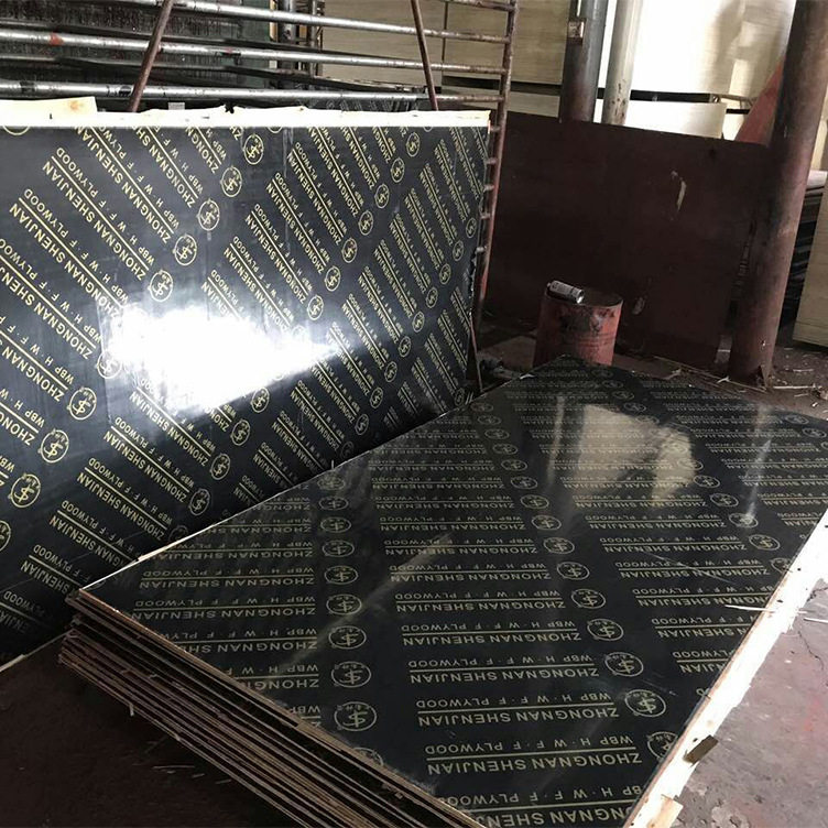 清水模板混凝土建筑施工木胶板黑色覆膜板光滑平整清水效果好