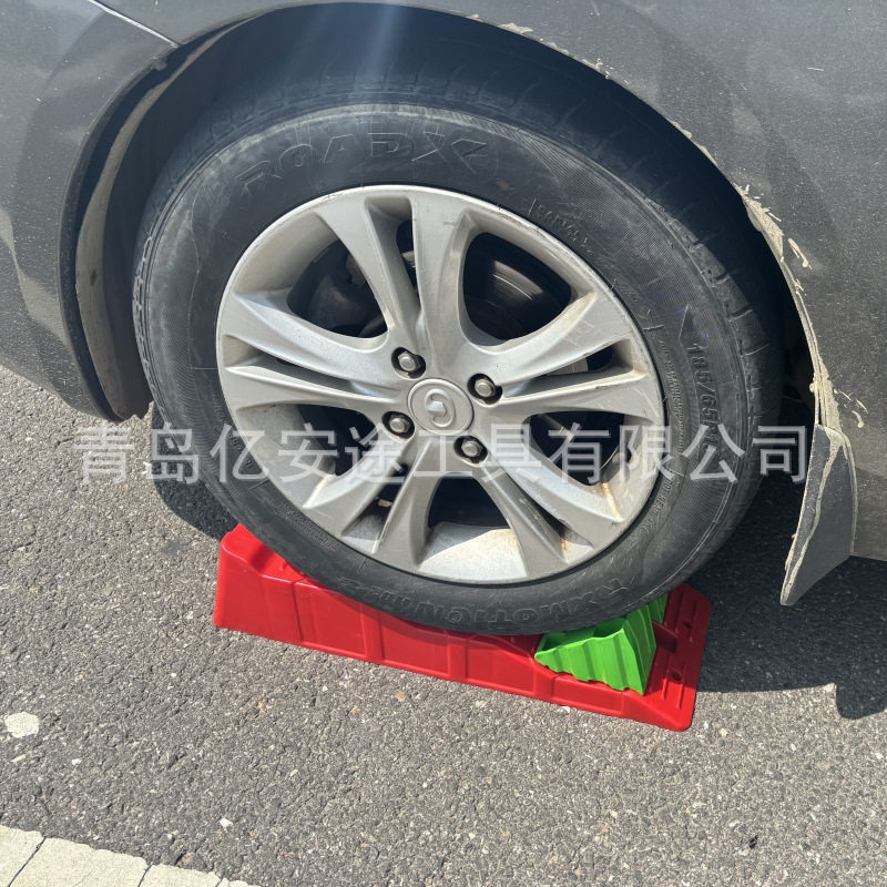 加厚汽车保养坡道汽修保养支架维修工具保养坡道斜坡换机油阶梯