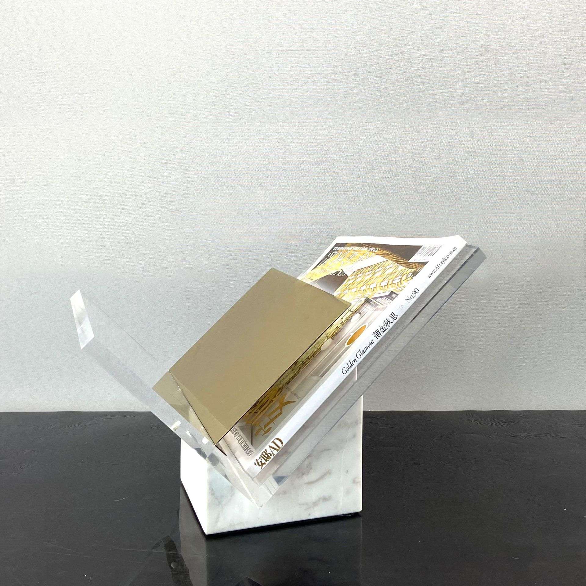 简约现代大理石亚克力书架书档书报夹摆件杂志架售楼处软装饰品