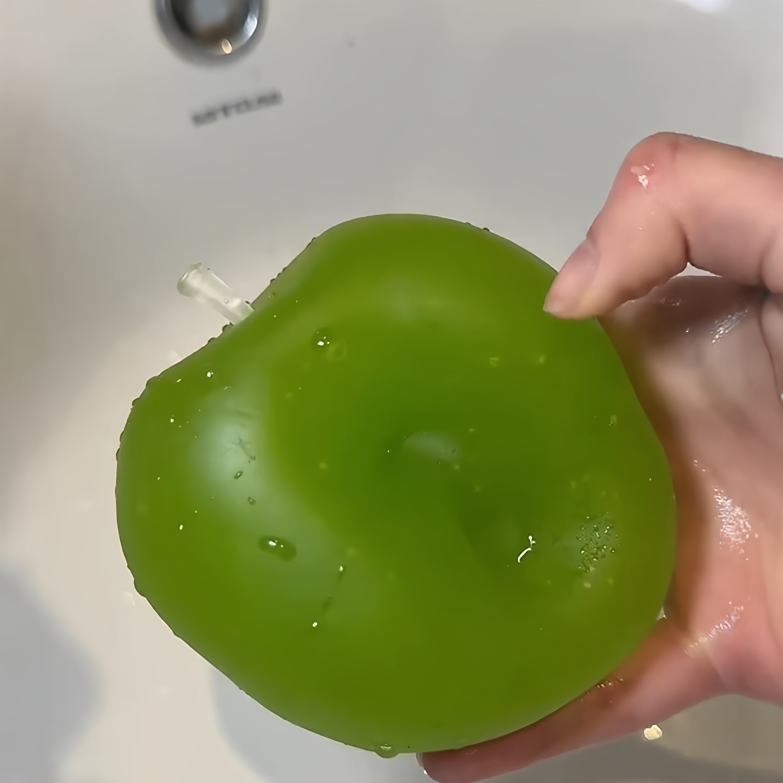 绿茶青苹果捏捏高颜值减压玩具慢回弹麦芽糖捏捏上班上学解压神器