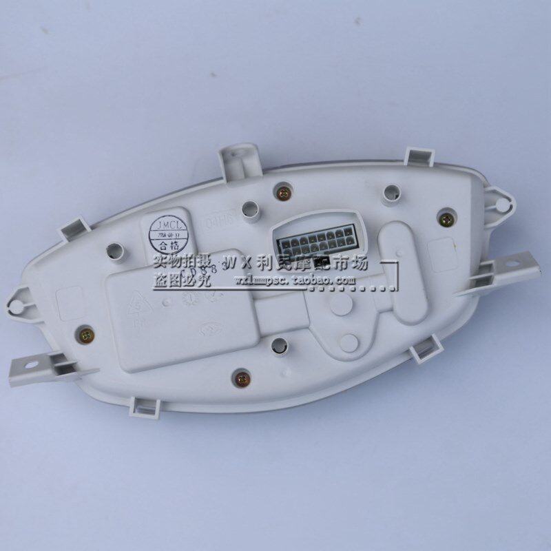 适用 国三新海王星 UA125Tx 仪表总成 里程表 码表 速度表 液晶款