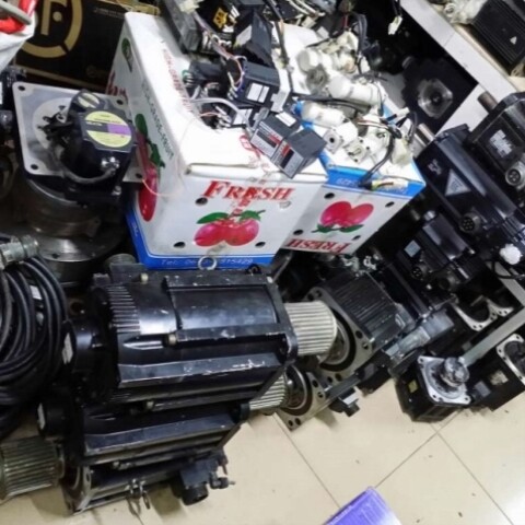 议价SGDM-15ADA安川电机SGMGH-13ACA61