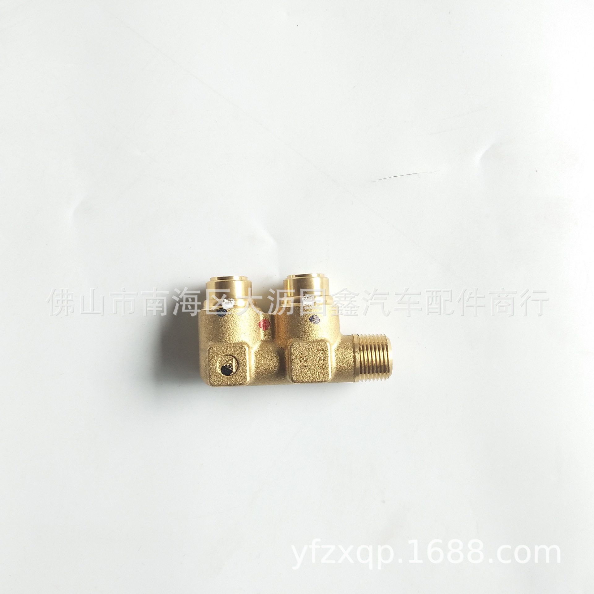 广汽日野700气管接头 47307-E0460 牵引车 搅拌车 汽车配件HINO