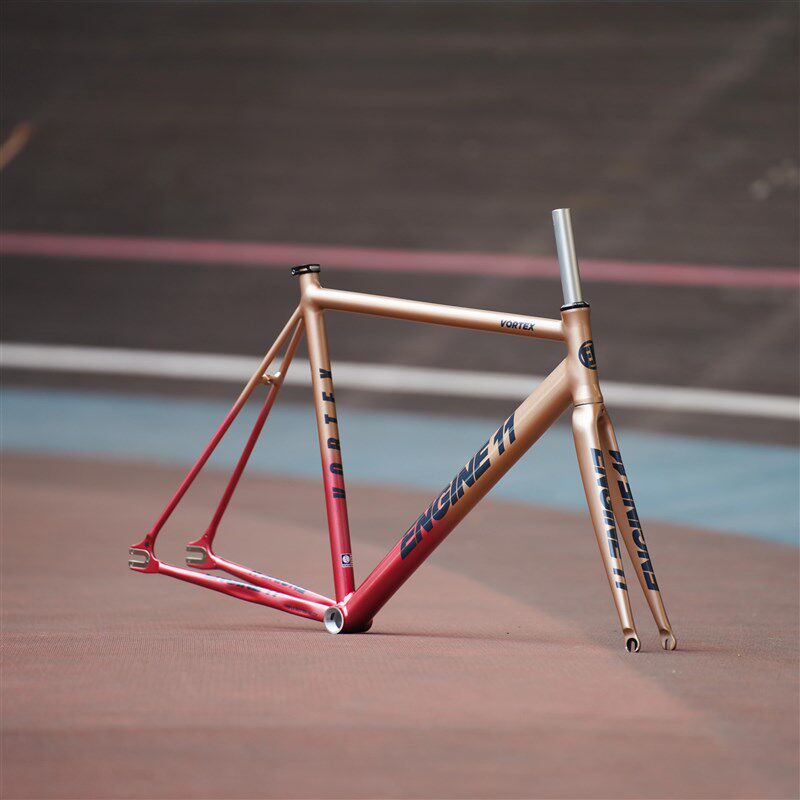 @自行车引擎11 2023z涡旋固定死飞场地单速自行车框架