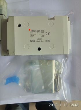 SMC VP742R-5DZ1-04A-F VP542R-5DZ1-03A新款 带支架. 现货销售