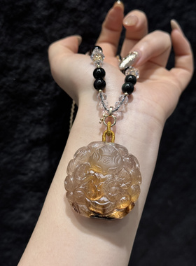 天然高货发晶九尾狐狸牌吊坠搭配曜石链子财富事业手工雕刻