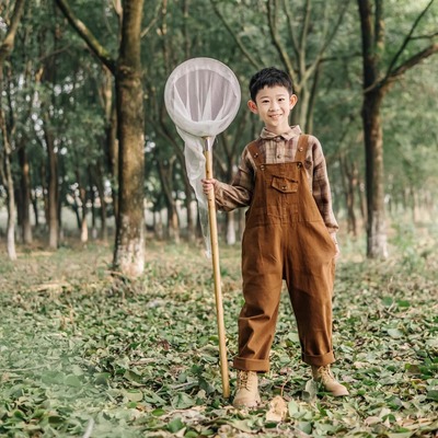 童装儿童牛仔背带裤男女宝宝咖啡色摄影萌宝文艺特色洋气休闲裤子