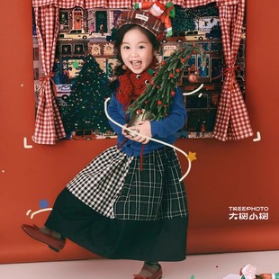 圣诞节男女童个性写真针织衫摄影甜美小香风照相气质可爱格子裙子