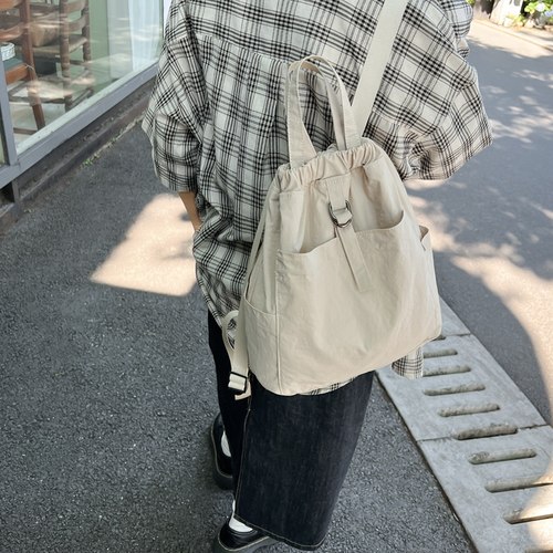 新款2024日系休闲双肩包