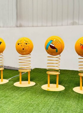 网红弹弹君不锈钢弹簧小黄人笑脸表情包弹跳互动卡通雕.塑摆件美
