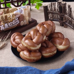 糖人专用主食代餐减肥解馋小零食无蔗糖全麦黑荞麦麻花面包粗粮软麻花手工糕点学生党健身低负担早餐小吃宜课间加餐控糖