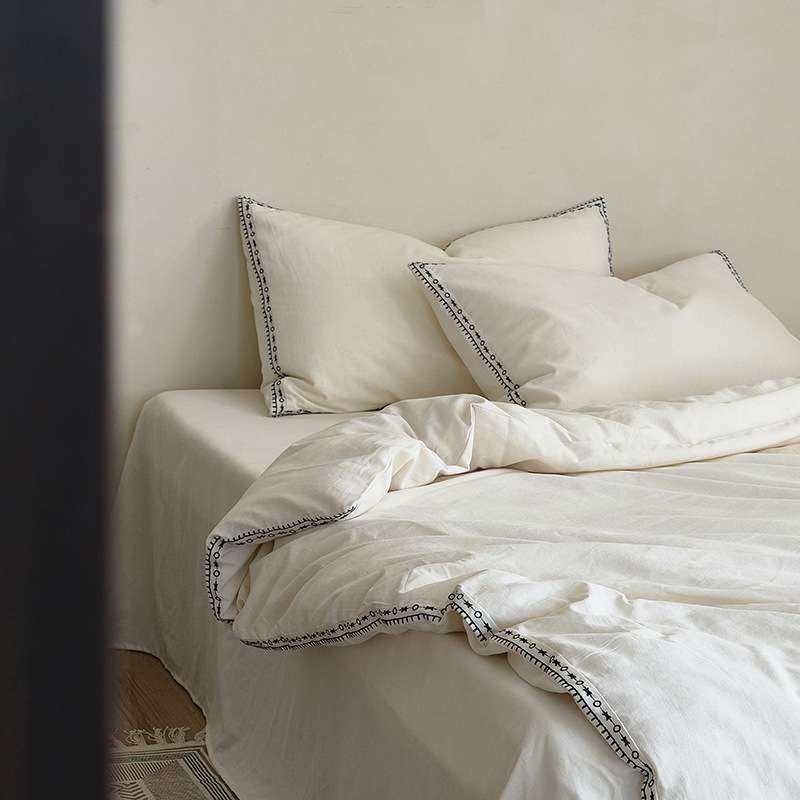 20%亚麻黑白绣花日式 床上用品简洁质朴复古白色刺绣棉麻四件套