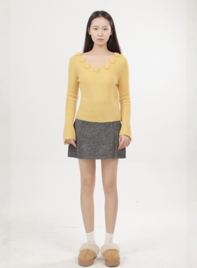 ZC.TenNine时尚简约百搭宽松显瘦立体花朵针织上衣