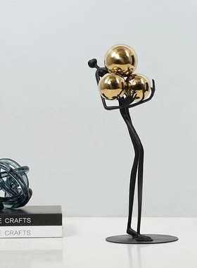 现代轻奢黑色抱球人金属艺术摆件客厅样板房电视柜家居装饰品摆设