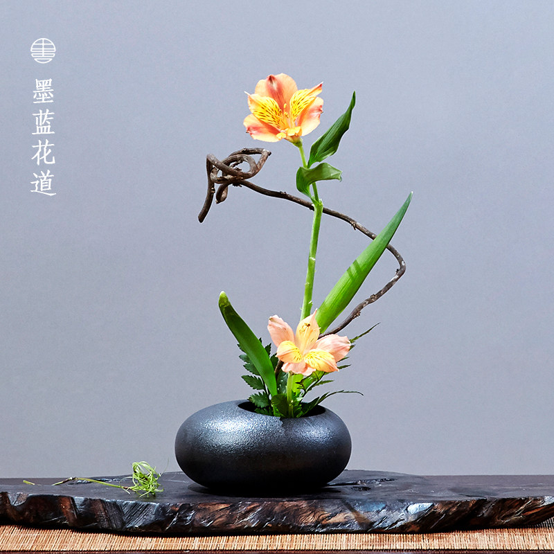 极速迷你中式插花k器皿禅意陶瓷日式小花器客厅花瓶摆件水滴剑山