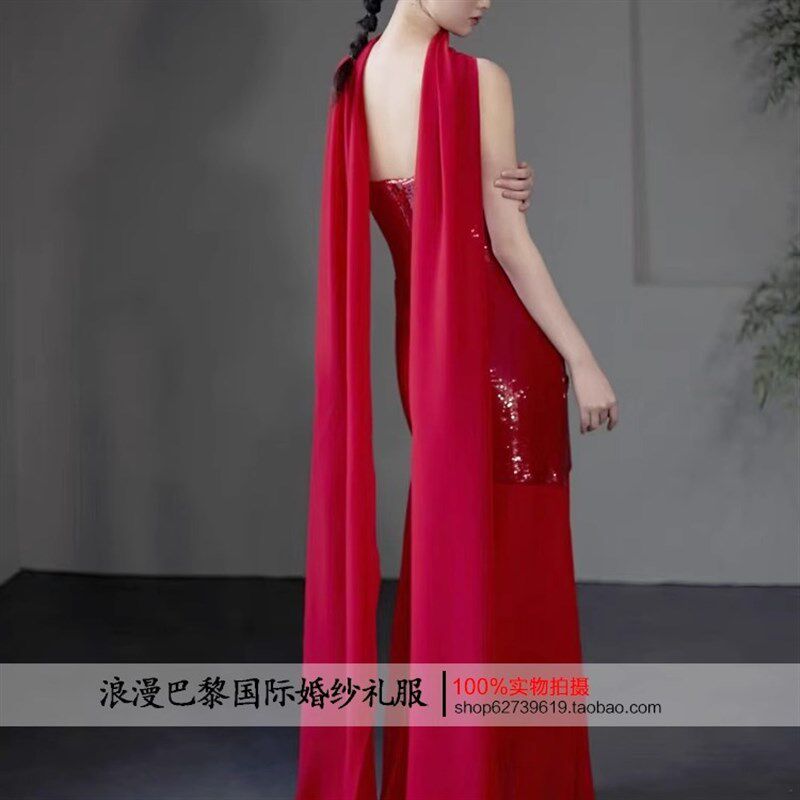 极速晨袍红色抹胸亮片小众晚礼服气质修身生O日订婚新娘便装结婚
