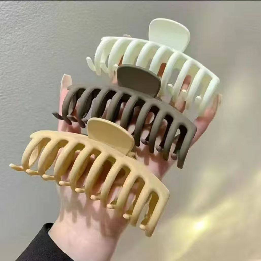 秋季新款磨砂质感大号龙骨盘发高级感鲨鱼夹发夹后脑勺夹子抓夹,饰品/流行首饰/时尚饰品新,发饰,淘宝优惠券,粉丝福利购,淘宝优惠卷