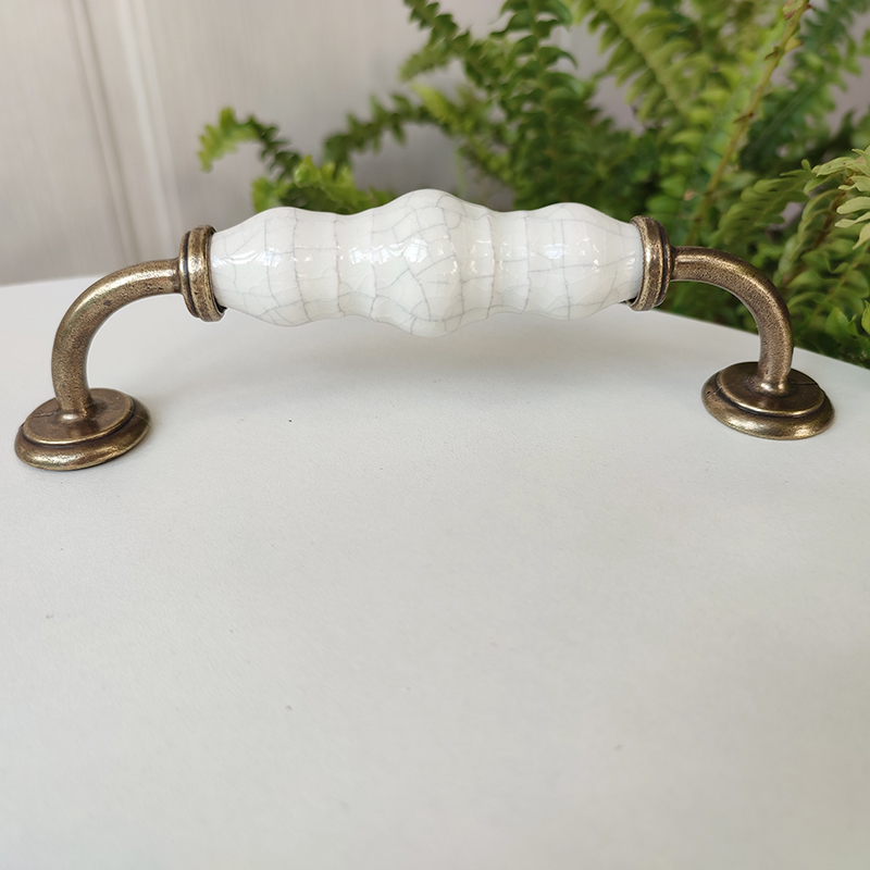 陶瓷拉手铜把手衣柜抽屉柜门孔距田园中欧式白瓷裂纹青古精黄大脚