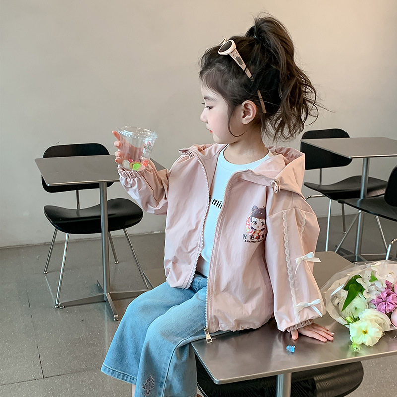 女童春装外套2026新款小童春季上衣儿童春秋款哪吒拼色连帽冲锋衣