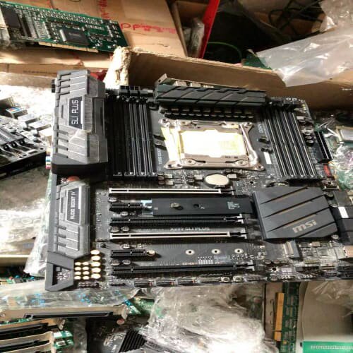 议价X299 SLI PLUS主板有挡板 ，功能正常，实物拍摄，适用