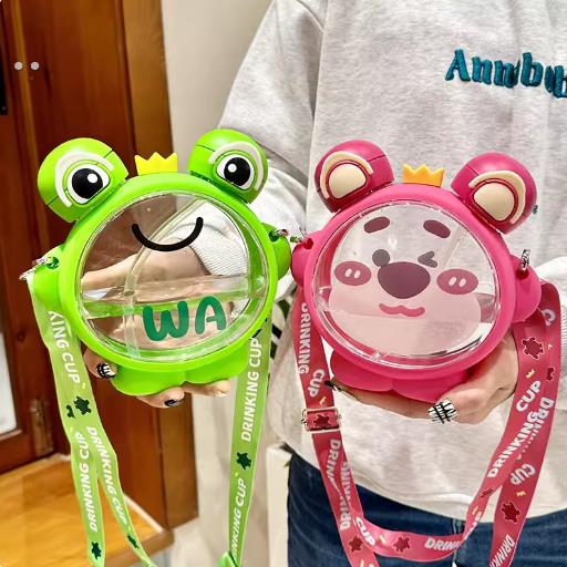 儿童水杯女生可爱便携大肚水壶夏季学生上学专用男孩吸管塑料杯子
