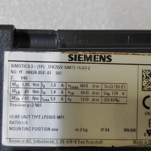 1FK7022-5AK71-1UG3-Z 伺服电机 原