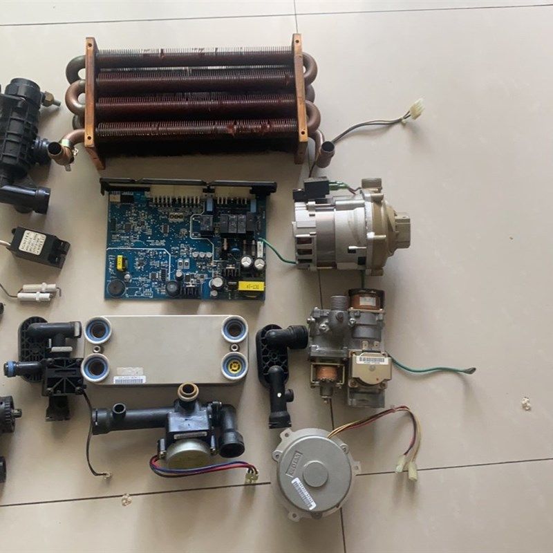 大成壁挂炉主板水泵气比例阀风机三通阀板换点火器补水阀水传感器