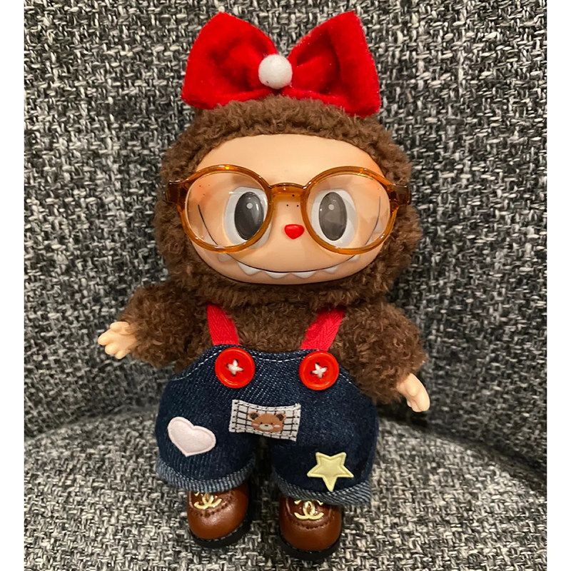 红纽扣背带裤labubu一代二代时髦潮玩娃衣拉布布春夏新款玩偶衣服