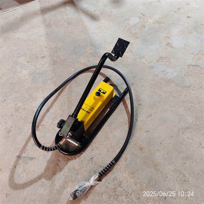 手摇式脚踏泵CFP-800-1 脚踏式油压泵液压泵浦 方形油桶
