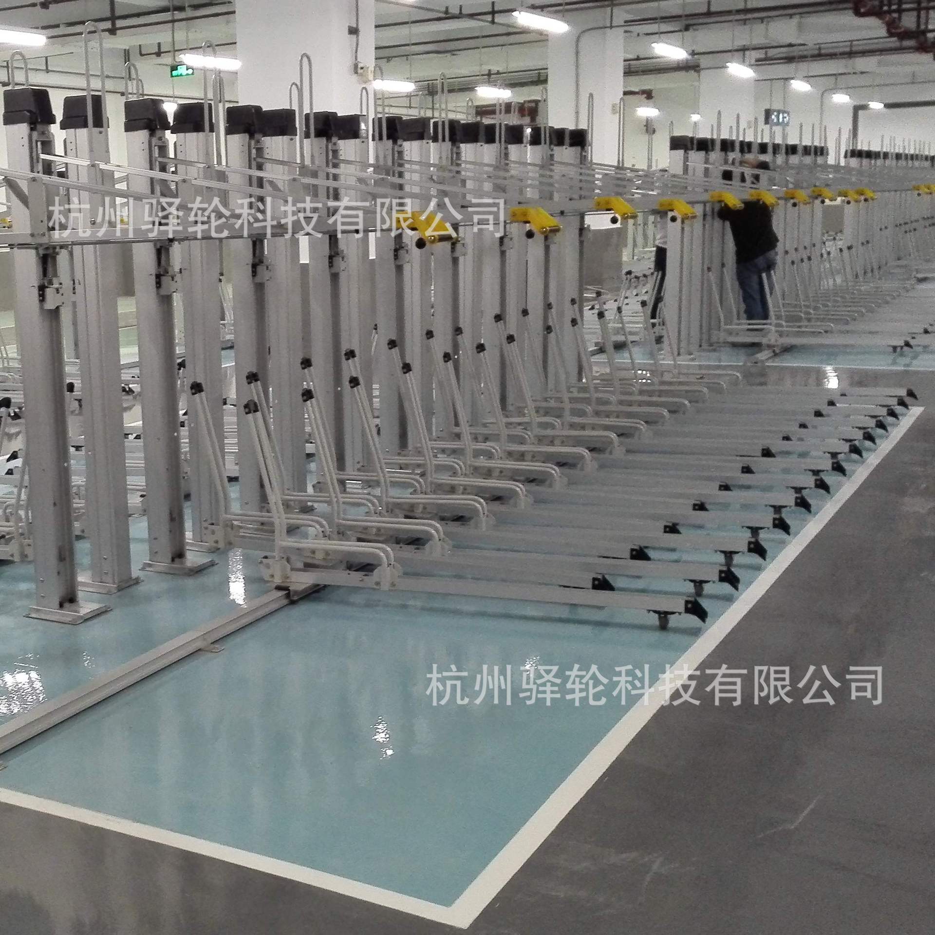 供应北京写字楼铝质双层立体自行车停车架 非机动车停车架