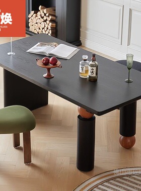 2026北欧黑色全实木家用长方形餐桌饭桌简约现代书桌小户型办公桌